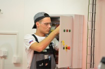 Серебряный призер международного чемпионата профессионального мастерства WorldSkills стал сотрудником СУЭНКО Серебряный призер международного чемпионата профессионального мастерства WorldSkills стал сотрудником СУЭНКО