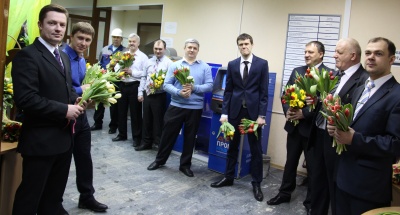 Филипп Киркоров и Стас Михайлов поздравили с 8 марта сотрудниц ОАО «СУЭНКО» Филипп Киркоров и Стас Михайлов поздравили с 8 марта сотрудниц ОАО «СУЭНКО»